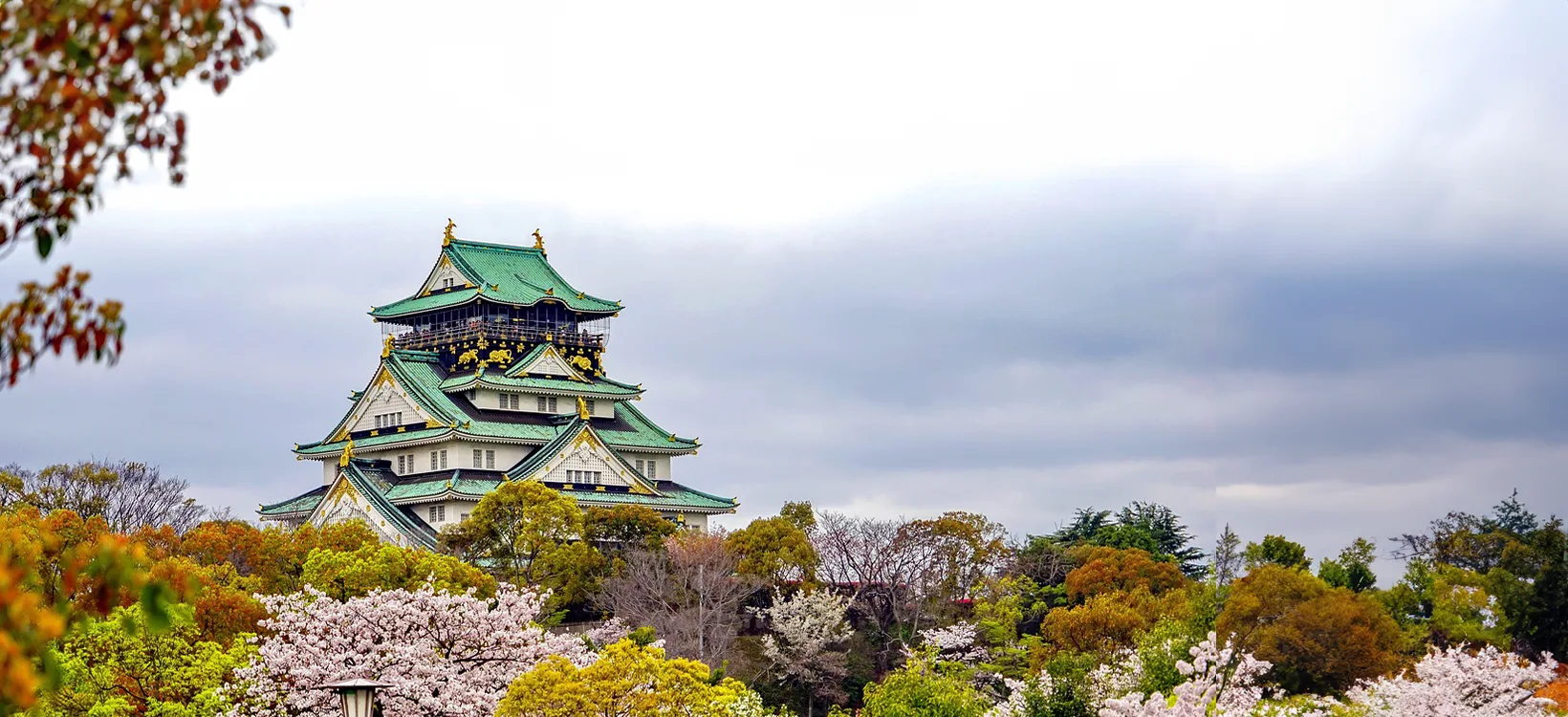 Osaka illalla